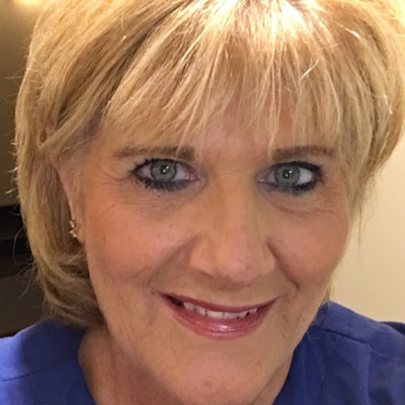 Meet your Posher, Paula - Picture 1 of 1